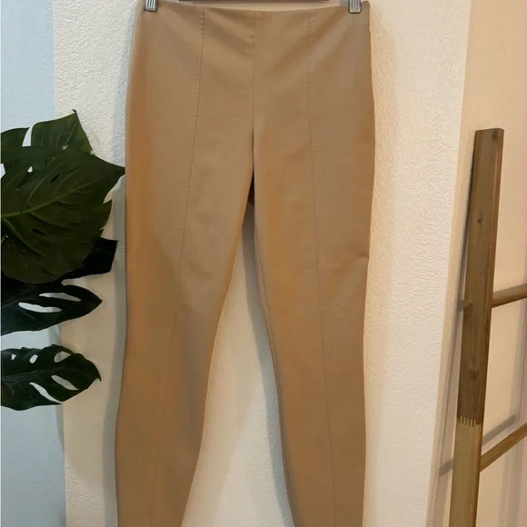 The Row Cosso Pant in Amber Beige - Picture 9 of 16
